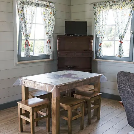 Domki Pod Kapeluszem Tatil Evi Pierszczewo